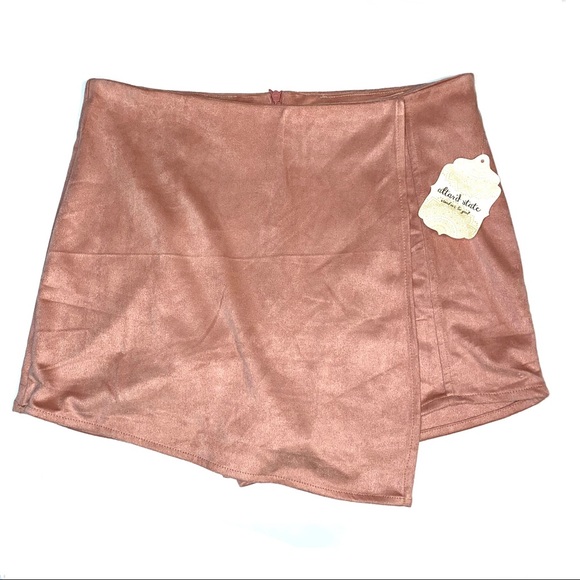 Altar'd State Pants - NWT Altard State Faux Suede Skort sz M